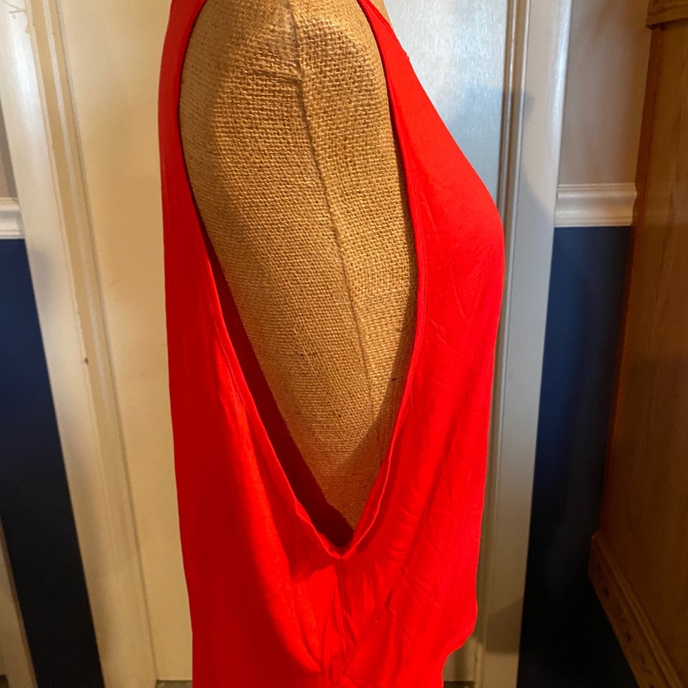 Zenana Outfitters, Size Large, Red!! Great over a tank top or that sexy bra.